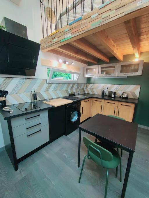 Tiny House Avec Jardin Et Acces Piscine Chauffee Saint-Médard-en-Jalles Exterior foto